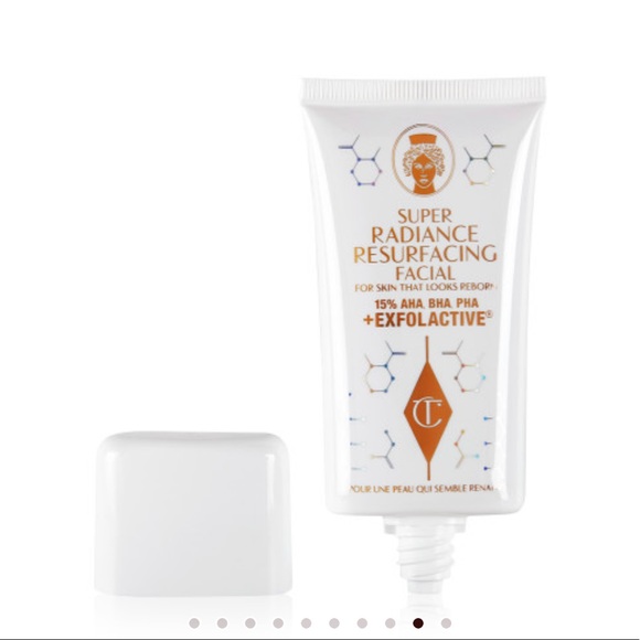 Charlotte Tilbury Super Radiance Resurfacing Facial - Picture 2 of 3